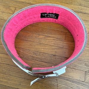 Lifting Large Economy Pink Lever Powerlifting Belt 10mm
XS (21-28 inch waist)